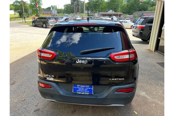 $10999 : 2017 Cherokee Limited image 7