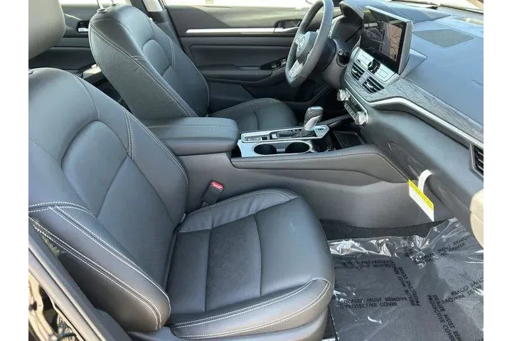 $32940 : Nissan Altima 2025 2.5 SL 4d image 9