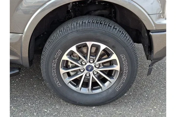 $36997 : Ford F-150 2020 4x4 XLT 4dr image 8