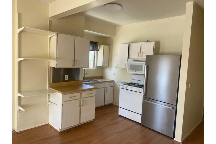 SERVICIO DE LIMPIEZA image 1