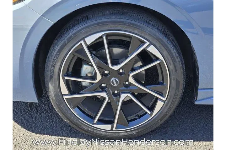 $21984 : Nissan Sentra 2025 SR 4dr Se image 9