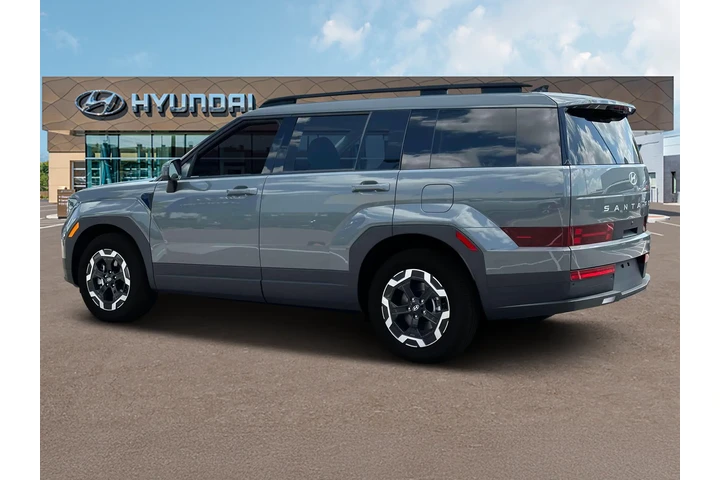 $29991 : Hyundai SANTA FE 2024 SEL 4d image 4