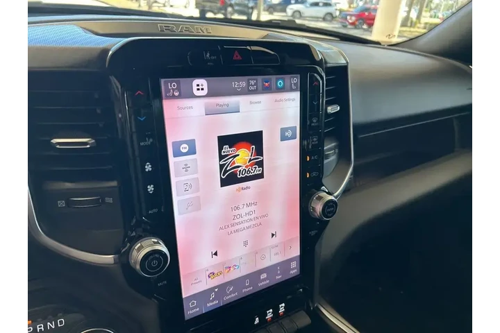 $34240 : Ram 1500 2025 4x4 Big Horn 4 image 7