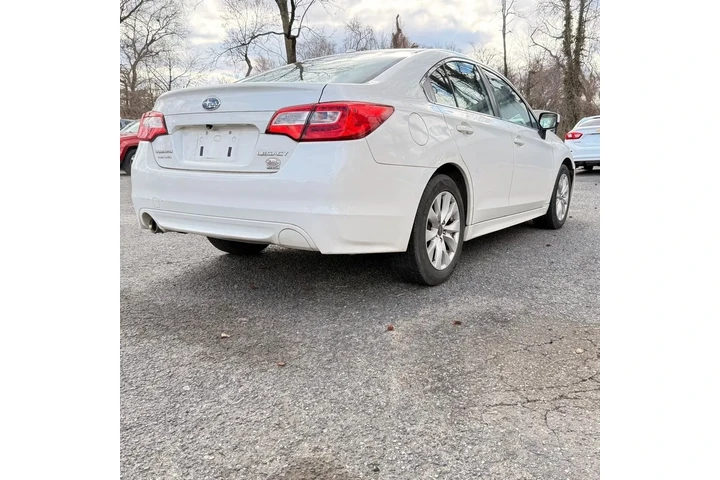 $11525 : 2015 Legacy image 8