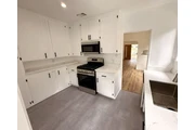 $2450 : 3Bed/2Bath House In Lynwood thumbnail