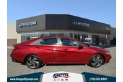 $18588 : Hyundai ELANTRA 2024 SEL 4dr thumbnail
