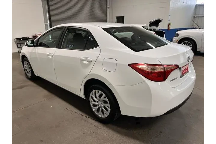 $16584 : Toyota Corolla 2018 LE 4dr S image 5