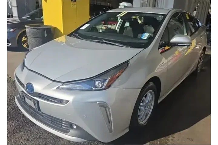 $23750 : Toyota Prius 2020 AWD LE AWD image 1