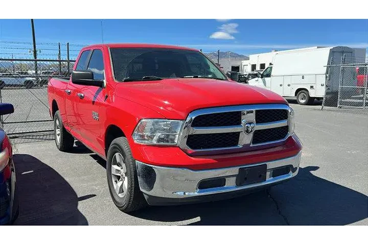 $25984 : Ram 1500 2017 4x4 SLT 4dr Qu image 2