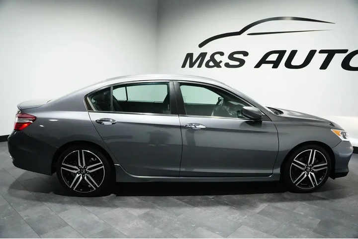 $16472 : 2017 Accord Sedan image 7