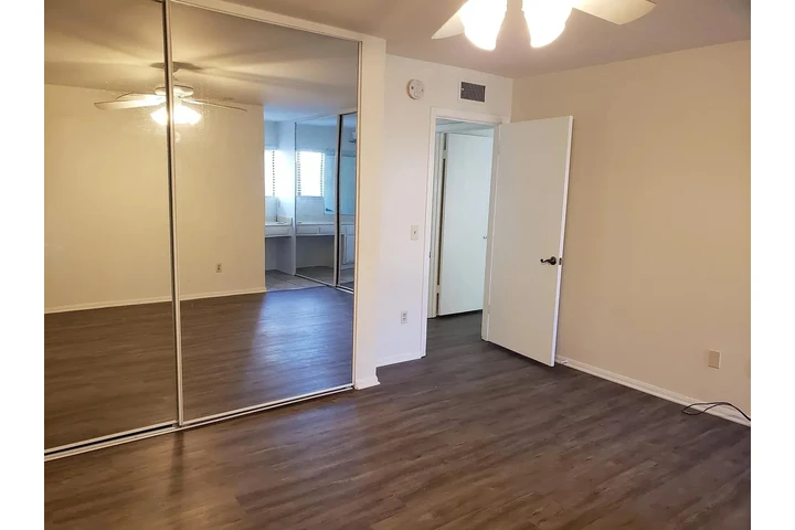 $2250 : FOR LEASE Move-In Ready image 3