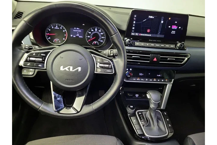 $22998 : Kia Seltos 2023 AWD S 4dr SU image 10