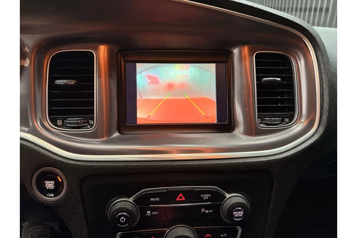 $1800 : Dodge charger sport 2020 image 5