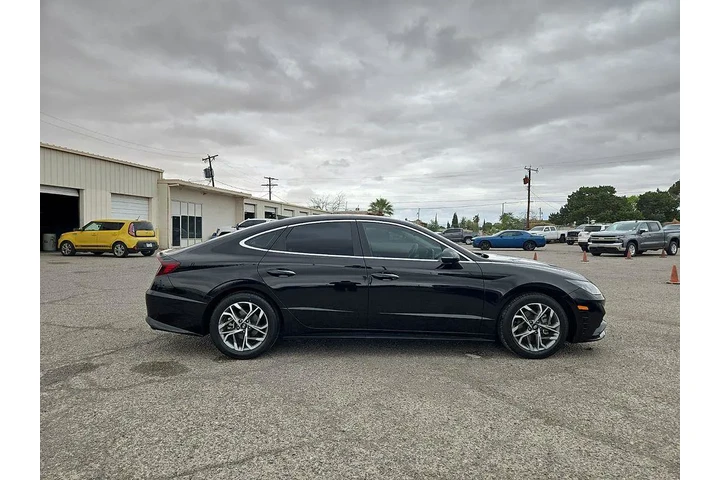 $21495 : Hyundai SONATA 2022 SEL 4dr image 2