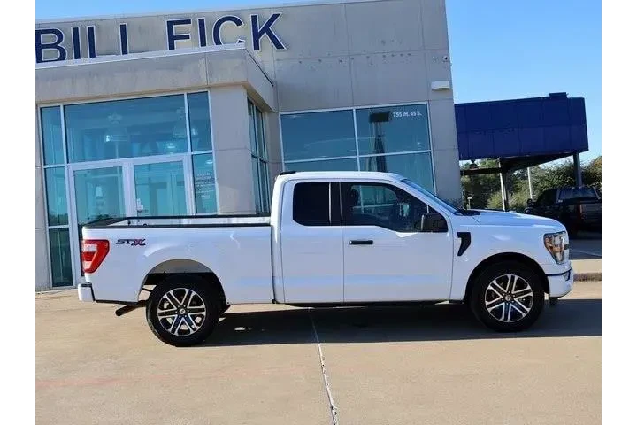 $25988 : Ford F-150 2023 4x2 XL 4dr S image 2