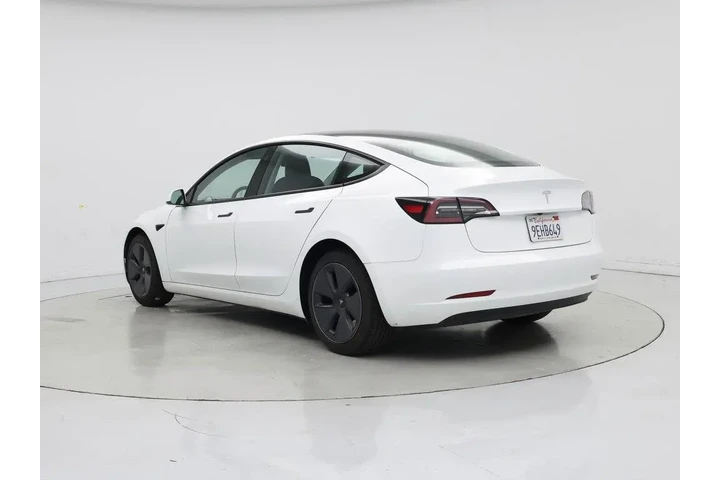 $25998 : Tesla Model 3 2023 4dr Sedan image 2
