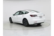 $25998 : Tesla Model 3 2023 4dr Sedan thumbnail