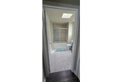 $1900 : ROOM FOR RENT at Riversai thumbnail