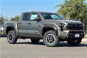 $46140 : New 2024 Tacoma TRD Off Road thumbnail