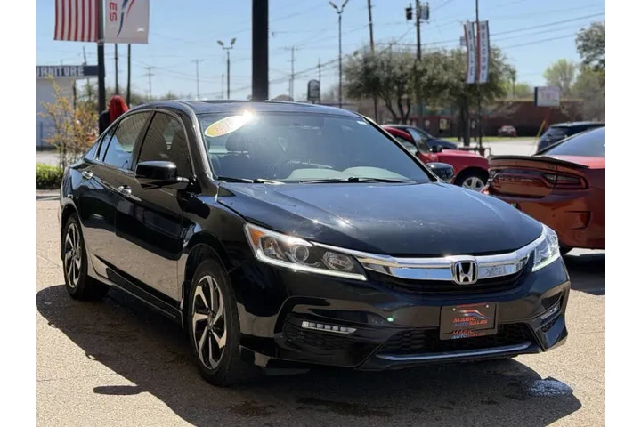 $15499 : 2017 Accord EX image 4