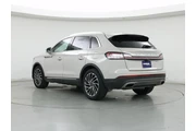 $28998 : Lincoln Nautilus 2019 Reserv thumbnail