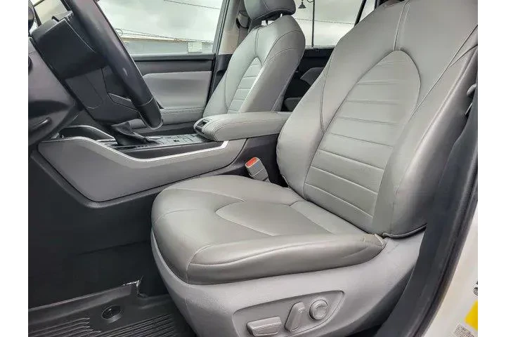 $36996 : Toyota Highlander 2022 AWD X image 10
