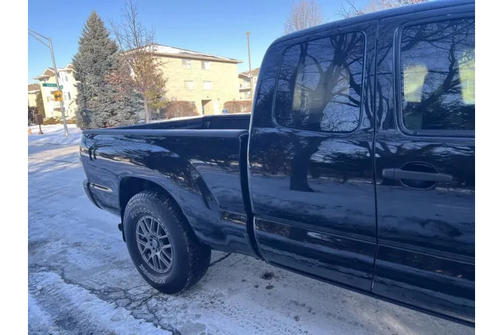 $11995 : 2011 Tacoma image 8