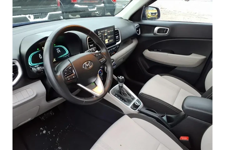 $22480 : Hyundai VENUE 2023 SEL 4dr C image 8