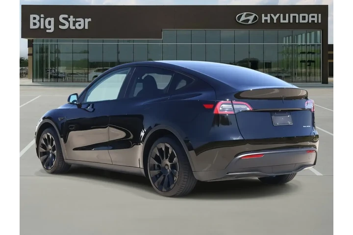 $32788 : Tesla Model Y 2023 AWD 4dr C image 3