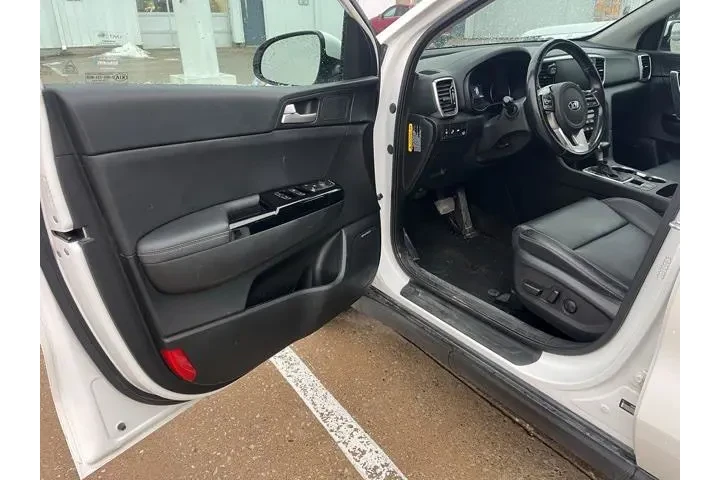 $21985 : Kia Sportage 2020 AWD EX 4dr image 5