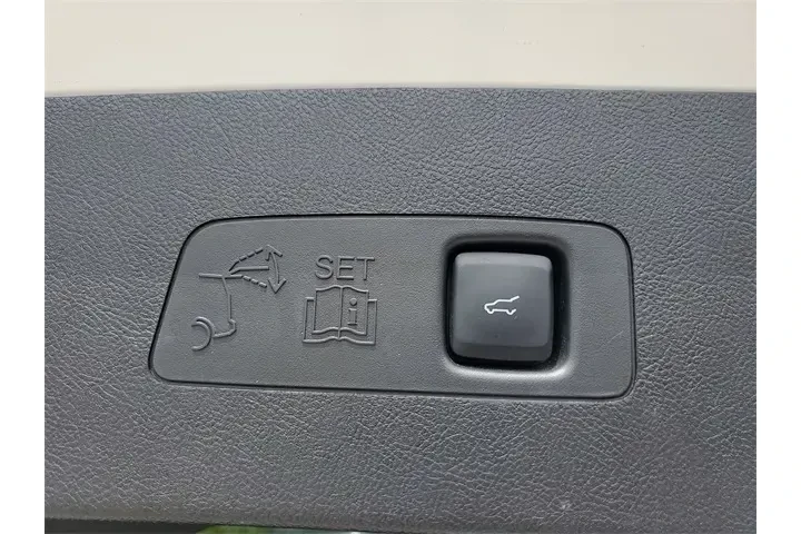 $31990 : Lincoln Corsair 2022 Reserve image 9