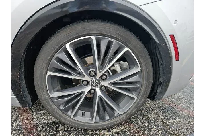 $27500 : Toyota Prius 2023 Limited 4d image 9