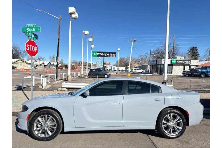 $15999 : 2021 Charger SXT AWD image 3