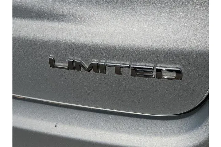 $29995 : Jeep Compass 2025 4x4 Limite image 9