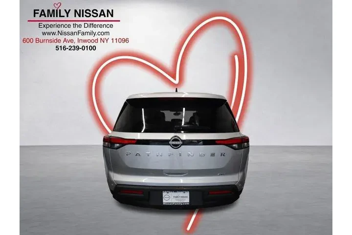 $28781 : Nissan Pathfinder 2024 AWD S image 4