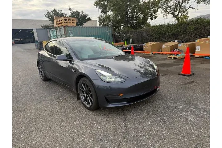 $22600 : Tesla Model 3 2023 4dr Sedan image 2