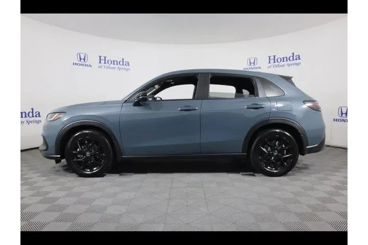 $27875 : Honda HR-V 2024 AWD Sport 4d image 4