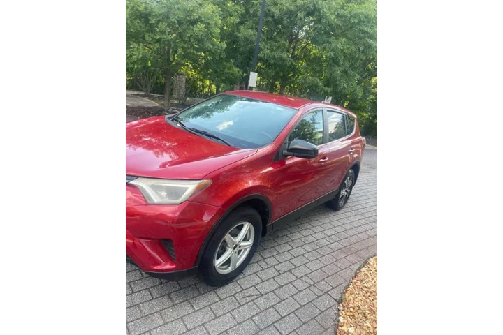 $13500 : 2017 RAV4 LE image 8