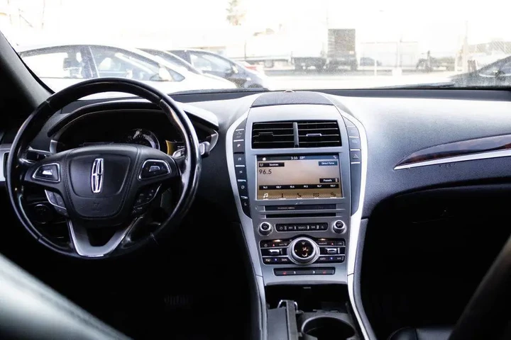 $15995 : 2018 MKZ Hybrid image 8