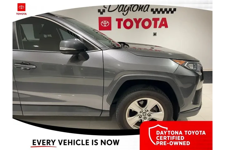 $26500 : Toyota RAV4 2021 XLE 4dr SUV image 10