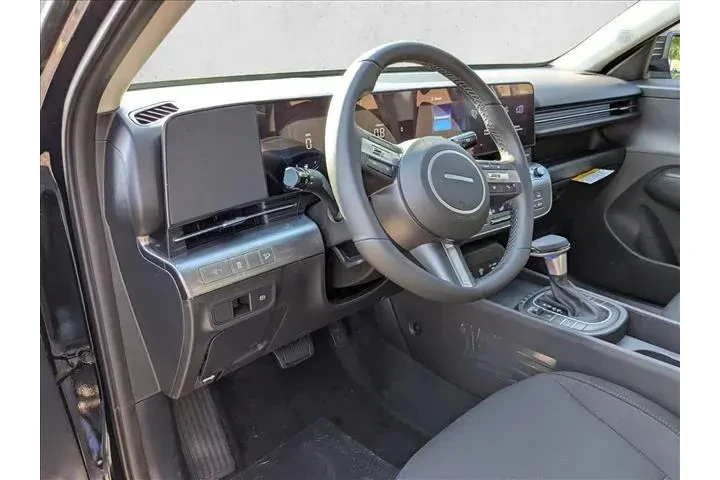 $24667 : Hyundai KONA 2025 AWD SEL 4d image 3