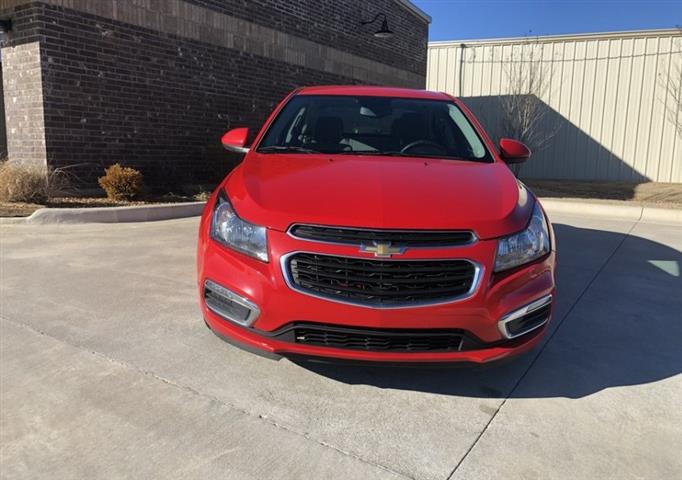 $4500 : 2015 Chevrolet Cruze LT image 1