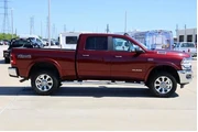 $39999 : Ram 2500 2022 4x4 Laramie 4d thumbnail
