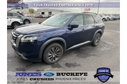 Nissan Pathfinder 2022 SV 4d
