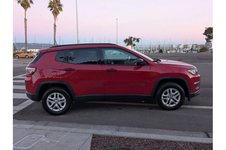 $11988 : 2018 Compass Sport image 5