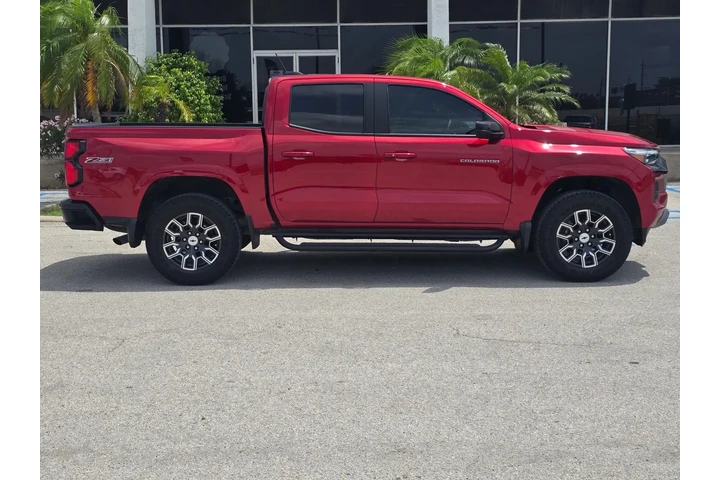 $48998 : 2024 Colorado 4WD Z71 image 4
