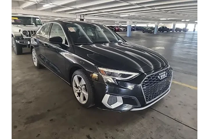 $21995 : Audi A3 2023 Premium 40 TFSI image 1