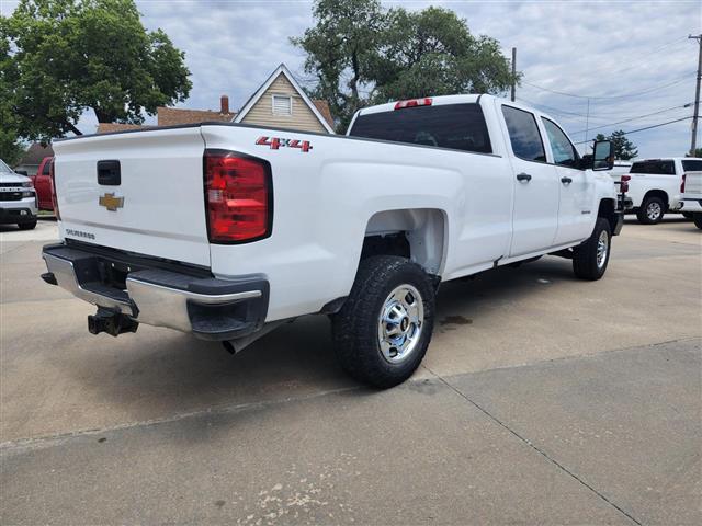 $24000 : 2018 CHEVROLET SILVERADO 2500 image 9