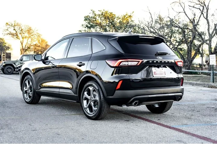 $24978 : Ford Escape 2025 ST-Line 4dr image 7