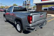 $47299 : 2024 GMC Sierra 1500 4WD Reg thumbnail